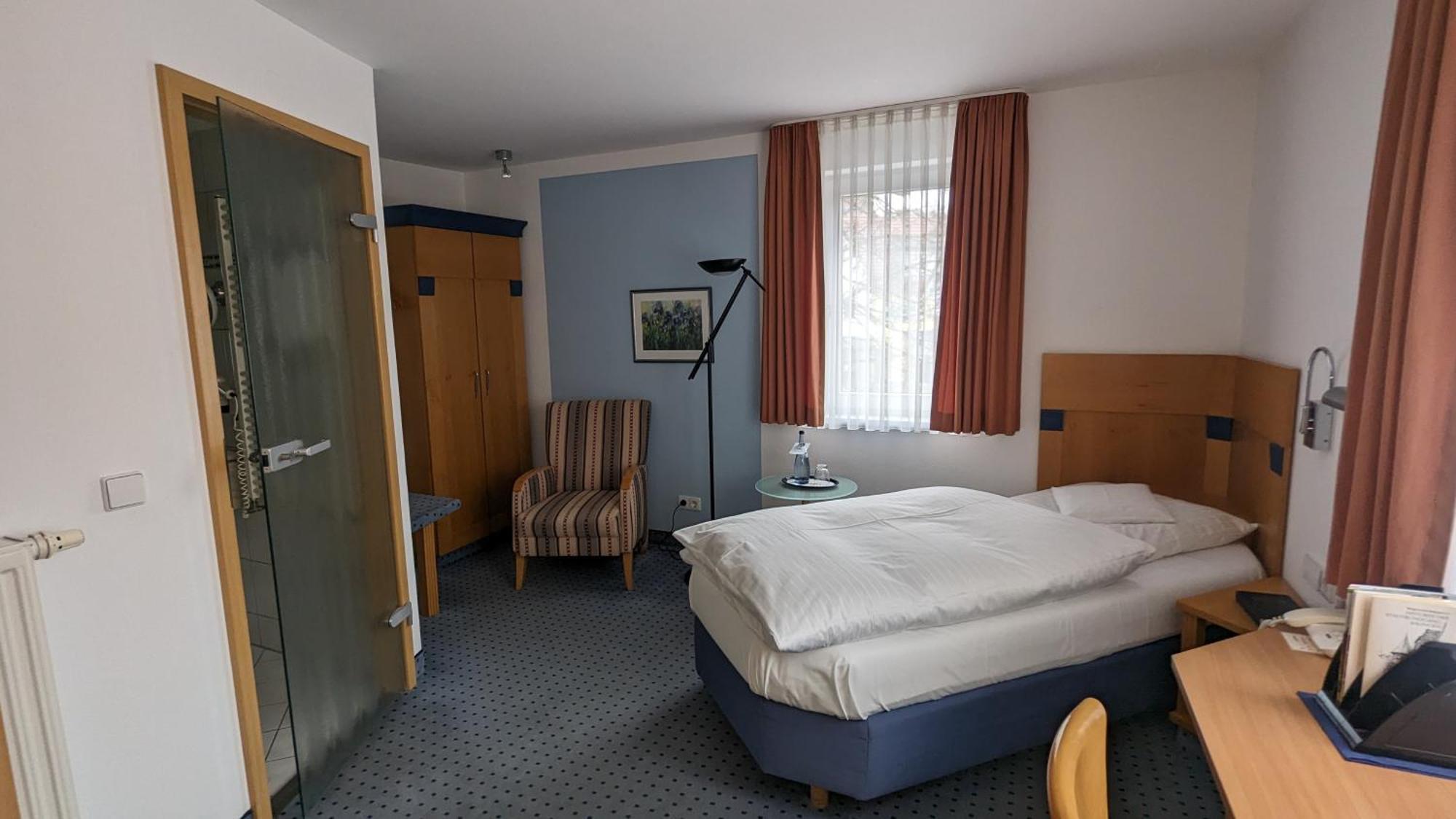 Hotel Gasthof Lang Balingen Bagian luar foto
